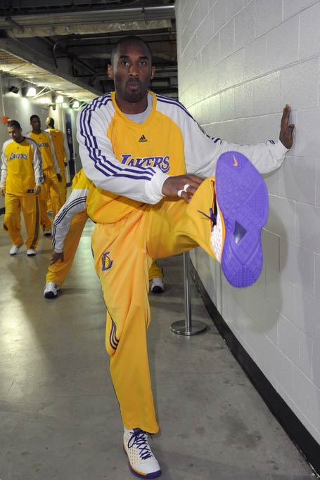 门前三点同 门前三点同