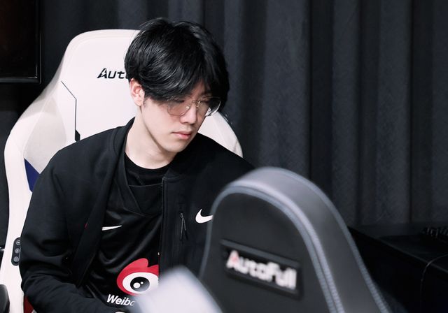 赛后乘坐加 赛后乘坐加